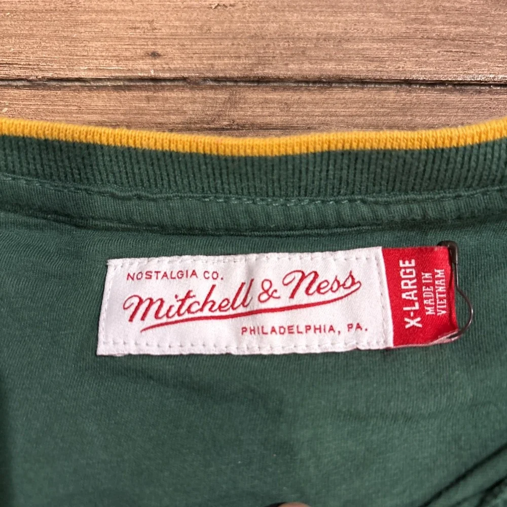 Green Bay Packers Shirt Men XL Grey Mitchell Ness Pullover 3/4‎ Sleeve